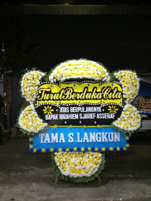 Papan Bunga Duka di Faudu